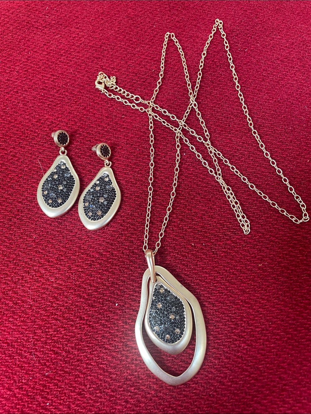 ABS Allen Schwartz Gold-Tone Necklace & Black Crystal Drop Earrings